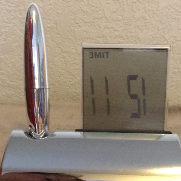 Things Remembered Lighted Touch Clock - Picture 3 of 4